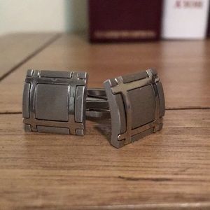 Cuff links